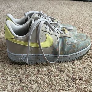 nike women’s air force 1 crater basketball shoe, size 8.5